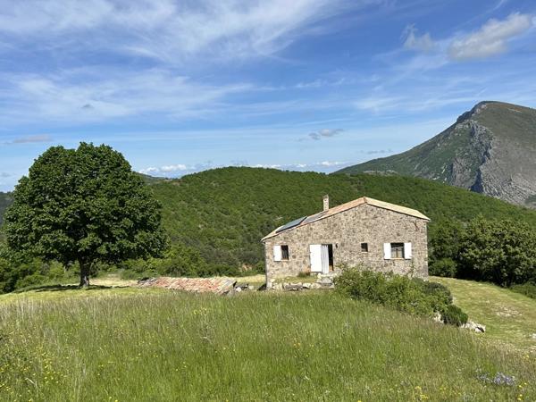 Immobilier Digne-les-Bains (04000) – Maison 195.58m2 – 546 000 €