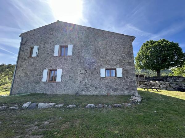 Immobilier Digne-les-Bains (04000) – Maison 195.58m2 – 546 000 €