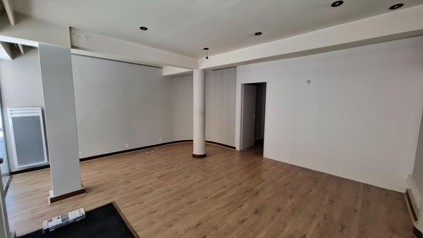 Local commercial Dax 85m²