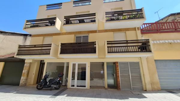 Local commercial Dax 85m²