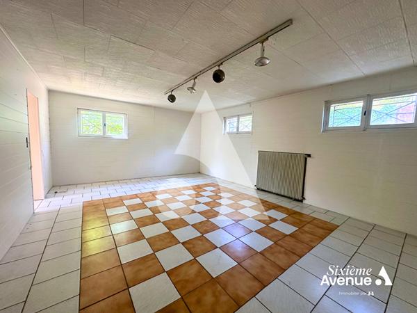 Maison 8 pièces 166 m2