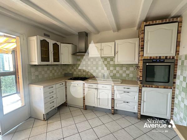 Maison 8 pièces 166 m2