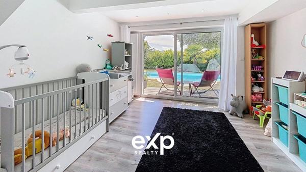 Villa atypique totalement rénovée au calme