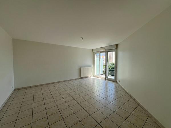 A vendre Appartement Meaux 3 pièce(s) 68,34 m² terrasse de 12m² 2 places de parking