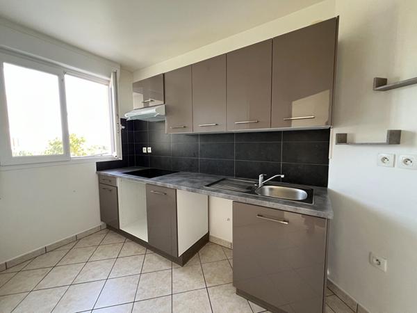 A vendre Appartement Meaux 3 pièce(s) 68,34 m² terrasse de 12m² 2 places de parking