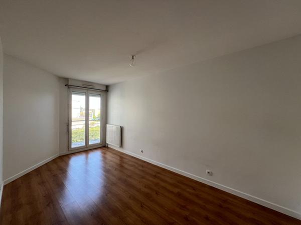 A vendre Appartement Meaux 3 pièce(s) 68,34 m² terrasse de 12m² 2 places de parking