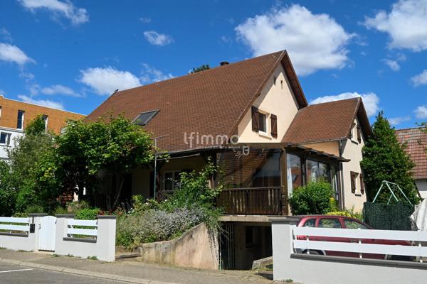 Chaleureuse maison 8p à Eckbolsheim Bois Romain