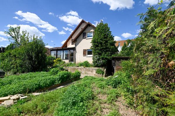 Chaleureuse maison 8p à Eckbolsheim Bois Romain