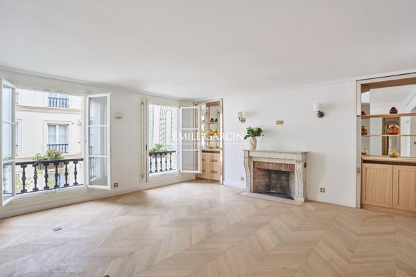 A vendre - Appartement - 135 m² -  Paris  - 75007 - Carré des Antiquaires