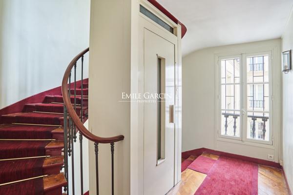 A vendre - Appartement - 135 m² -  Paris  - 75007 - Carré des Antiquaires