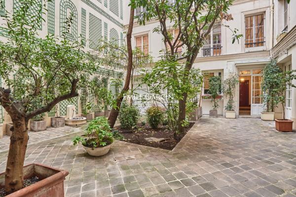 A vendre - Appartement - 135 m² -  Paris  - 75007 - Carré des Antiquaires