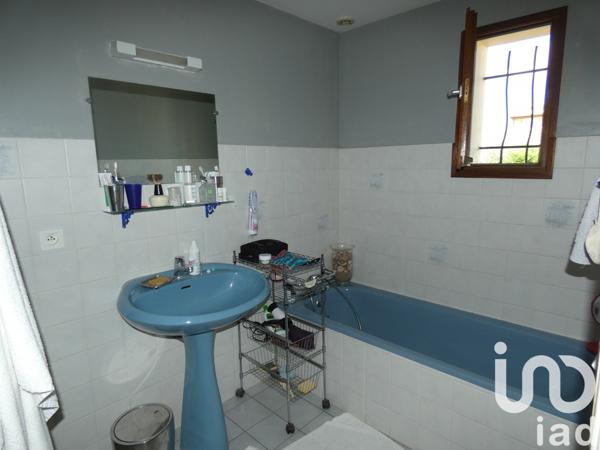 House for sale 4 rooms 100 m² Sauvian