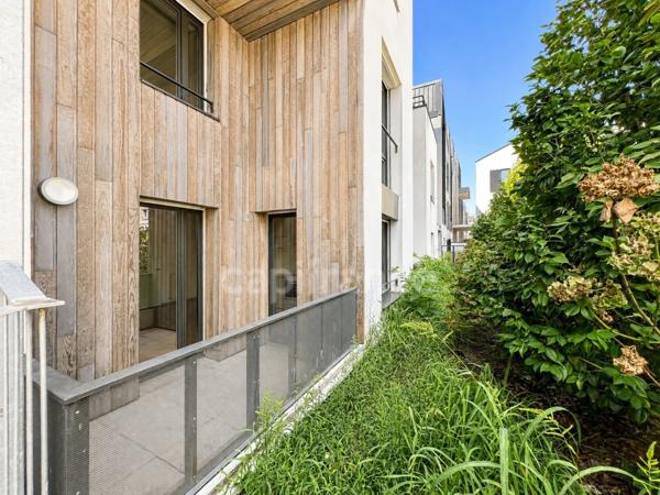 Appartement T3 en duplex avec terrasse au cœur des Bassins à flot - Bordeaux (33)