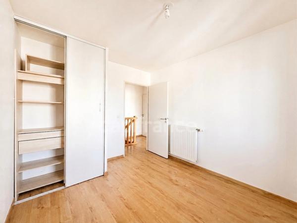 Appartement T3 en duplex avec terrasse au cœur des Bassins à flot - Bordeaux (33)