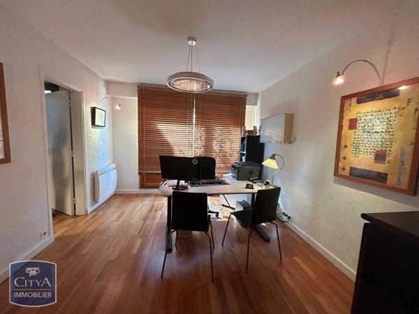 Local professionnel à louer