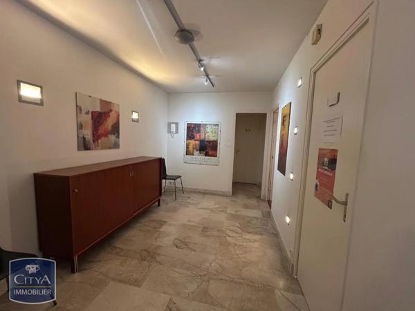 Local professionnel à louer