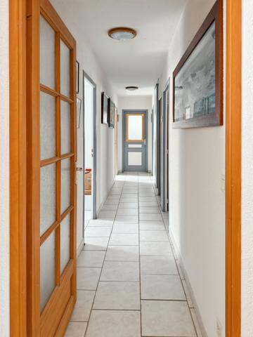 Saint-Privat (07200) Grande Maison Plain-pied avec petit Jardin Arboré…