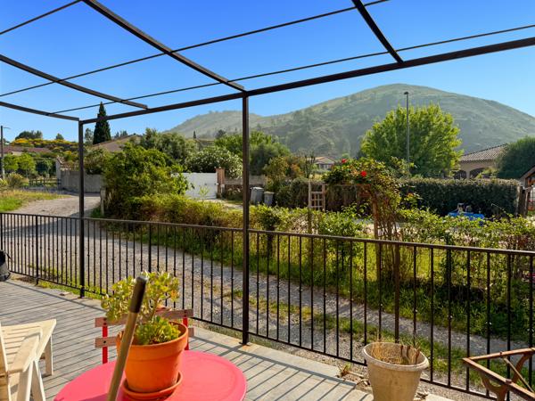 Saint-Privat (07200) Grande Maison Plain-pied avec petit Jardin Arboré…