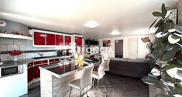 À vendre Maison 8 pièces 198 m² - Sciez 74140