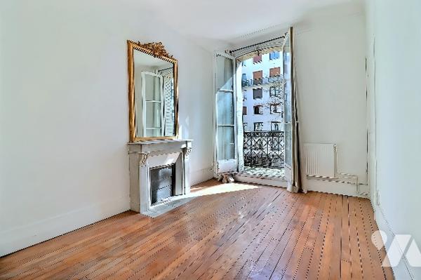Appartement 2 pièces avec balcon - 43,63 m² - 2ième étage - Paris 16e Auteuil Sud
