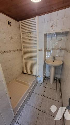 VOUJEAUCOURT - Vieux centre - Maison 2 pièces (env. 70 m² à rénover)