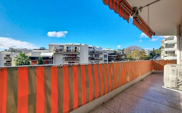 Appartement à vendre    1 pièce • 30,50 m2 Le Cannet