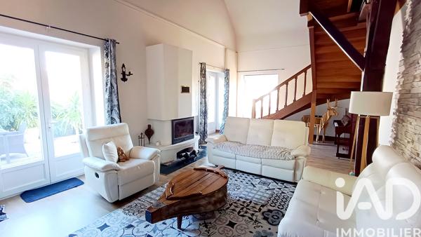 Maison à vendre 9 pièces 222 m² Saint-Genou