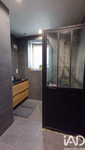Maison à vendre 9 pièces 222 m² Saint-Genou
