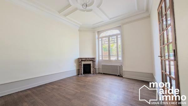 Centre ville, maison de 4 chambres, garage, jardin