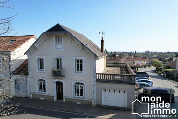Centre ville, maison de 4 chambres, garage, jardin