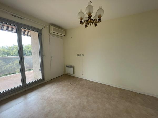 GRASSE RESIDENCE SENIORS JARDINS D'ARCADIE APPARTEMENT 3P 62 M² TERRASSE CAVE