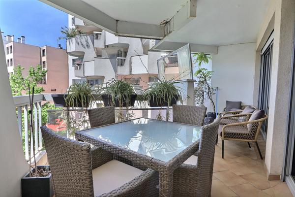 Appartement Paris 3 pièces 68.28 m2