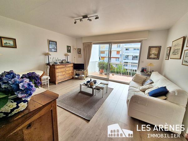 Appartement type 3 avec Ascenseur - Grand Balcon proche MER avec Garage et Cave , La baule
