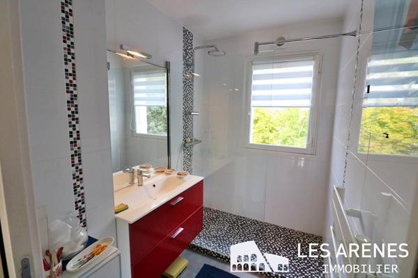 Appartement type 3 avec Ascenseur - Grand Balcon proche MER avec Garage et Cave , La baule
