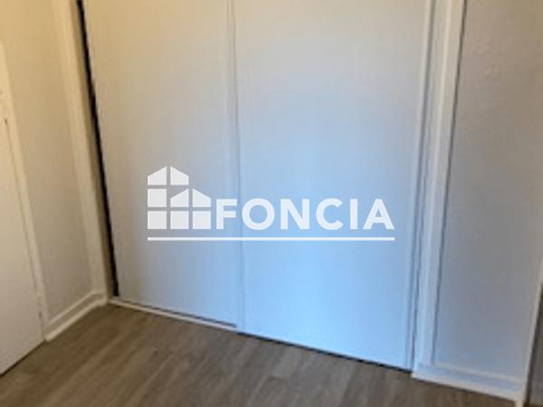 Location Appartement 2 pièces 38.73 m² - 151 RUE COSTA DE BEAUREGARD Chambery 73000