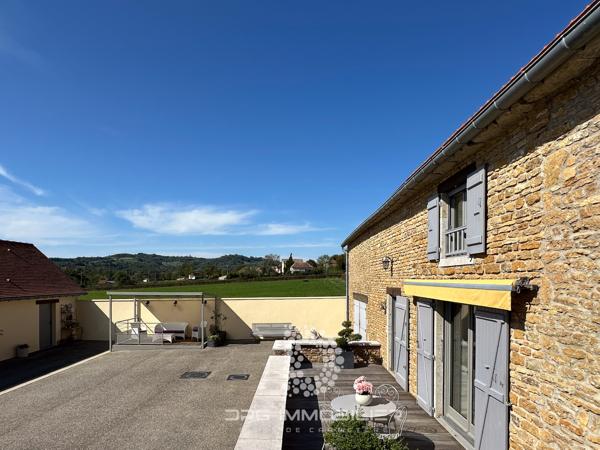 Saint-Marcelin-de-Cray (71460) Maison familiale rénovée avec dépendances et terrain de plus d’1 ha