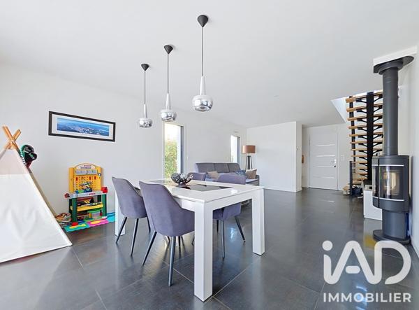 Maison à vendre 4 pièces 95 m² Bourgbarré