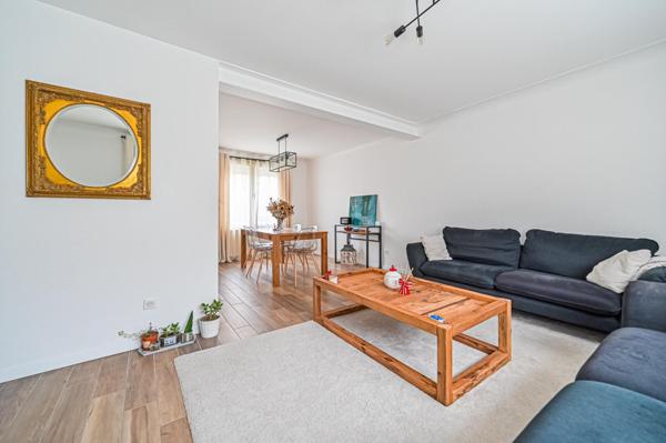 A  7  minutes de la Gare RER D  Vert de Maisons