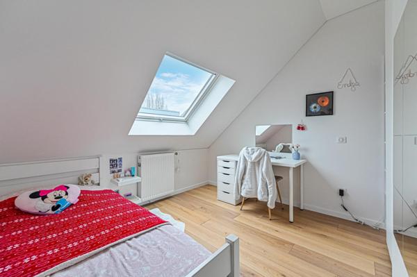 A  7  minutes de la Gare RER D  Vert de Maisons