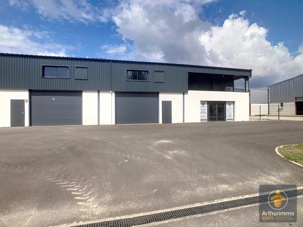 Location Local industriel 1 pièces 140 m2 à Mimizan