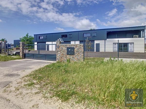 Location Local industriel 1 pièces 140 m2 à Mimizan