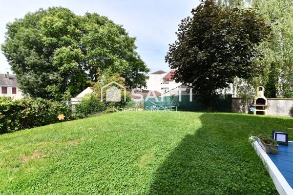 Grand appartement de deux pièces avec un grand jardin privé de 200m2 !