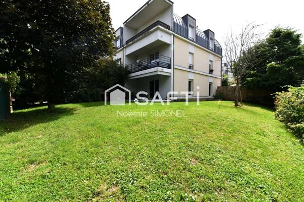 Grand appartement de deux pièces avec un grand jardin privé de 200m2 !