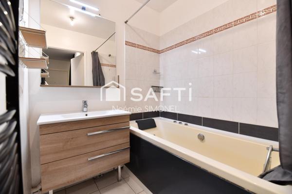 Grand appartement de deux pièces avec un grand jardin privé de 200m2 !