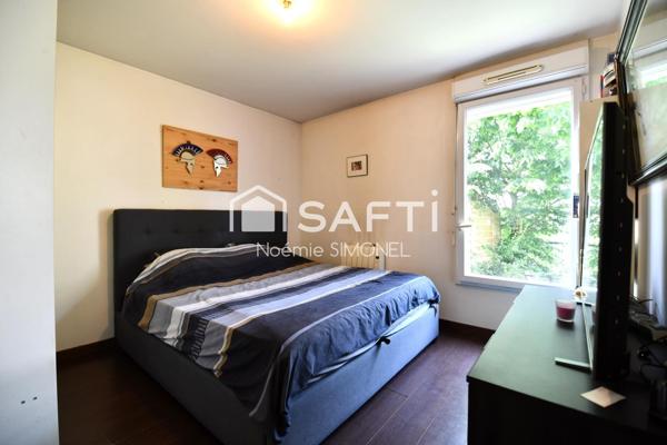 Grand appartement de deux pièces avec un grand jardin privé de 200m2 !