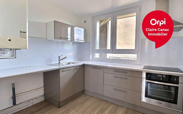 Appartement à louer    4 pièces •  Castres