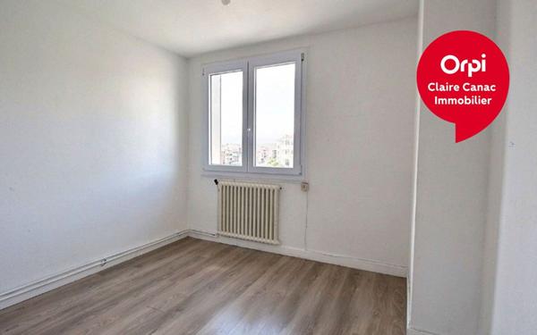 Appartement à louer    4 pièces •  Castres