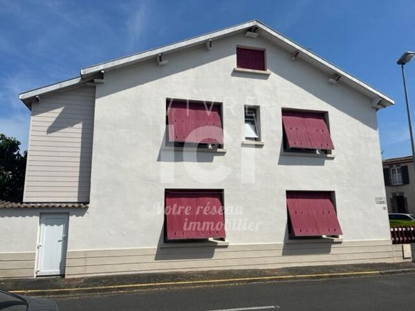 MAISON LA CHAPELLE BASSE MER BOURG