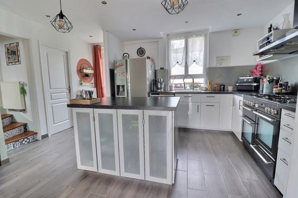 Maison 5 pièces - 137 m²