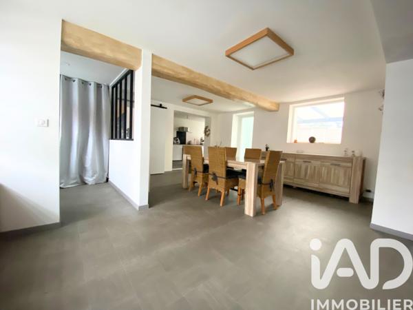 Maison à vendre 6 pièces 130 m² Neuville-en-Ferrain
